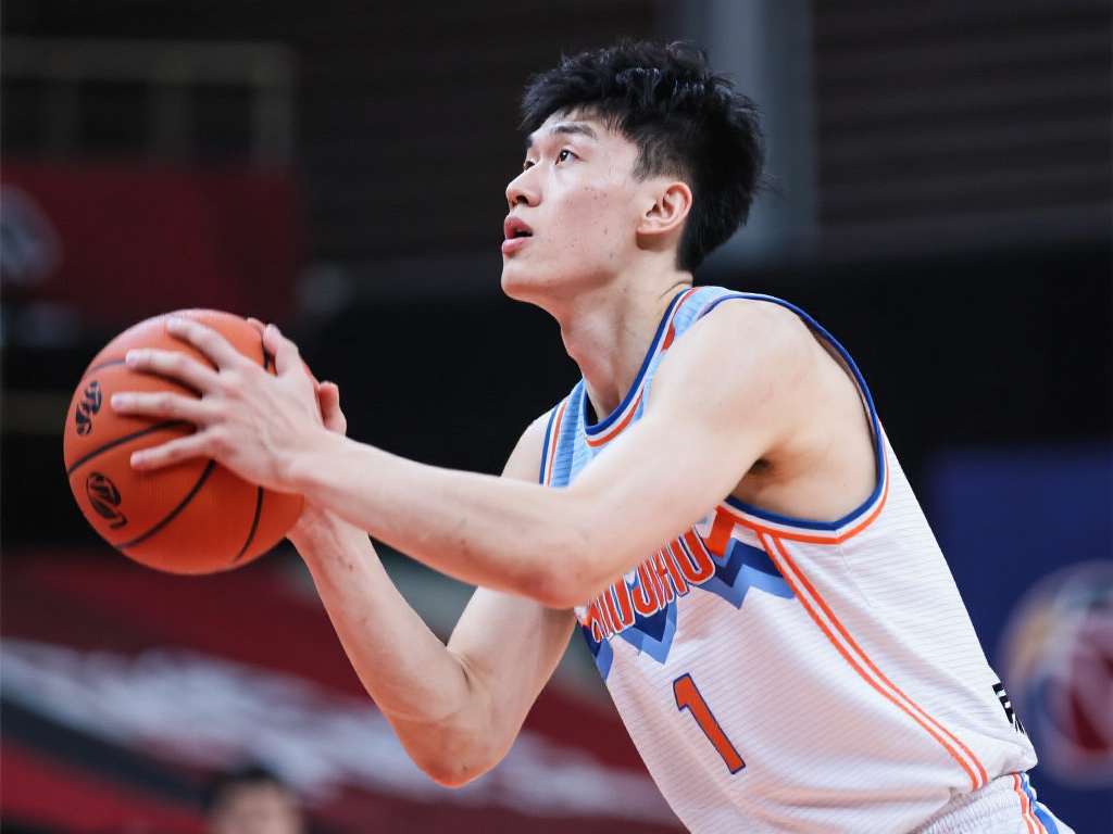 曼城老板曼苏尔或将入主英国老牌媒体《每日电讯报