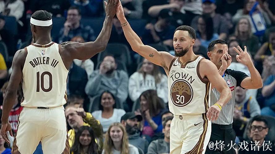 库里27+10德罗赞24分 勇士主场狂胜国王迎来七连败